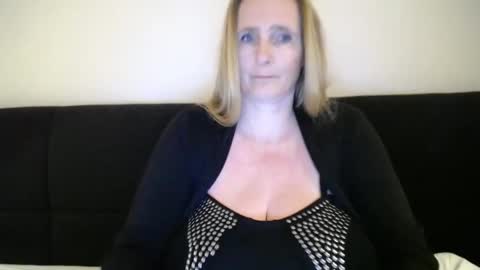 Nikkie online show from 02-03-25, 07:31
