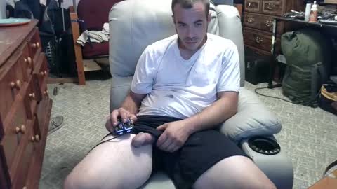 xxScubaStevexx online show from 09-24-25, 05:27