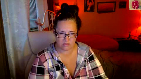 Snapshot of xxstrawberryjanexx chatting on 10-09-25, 01:14 Strawberry Jane online show from 10-09-25, 01:14