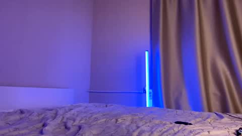 kristina    usually everyday here started  GMT3 online show from 12-04-24, 06:33