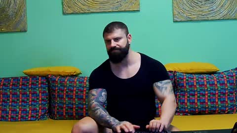 Snapshot of xxtreamleonard chatting on 02-06-25, 11:21 Xtream Leonard online show from 02-06-25, 11:21