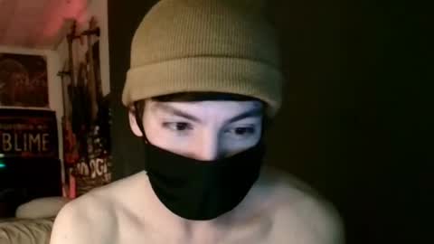 Snapshot of xxwhitefoxx chatting on 03-02-25, 11:29 David Fox online show from 03-02-25, 11:29