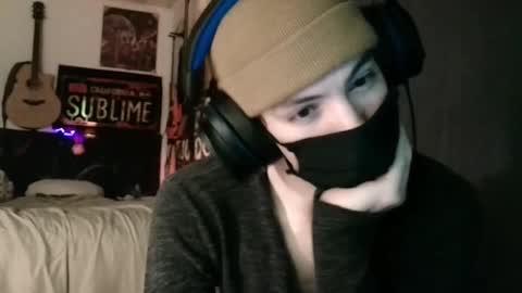 Snapshot of xxwhitefoxx chatting on 03-06-25, 05:57 David Fox online show from 03-06-25, 05:57