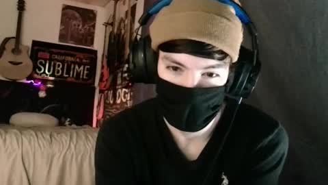 Snapshot of xxwhitefoxx chatting on 03-06-25, 09:20 David Fox online show from 03-06-25, 09:20