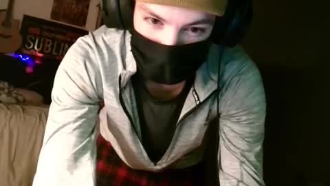 Snapshot of xxwhitefoxx chatting on 03-07-25, 08:23 David Fox online show from 03-07-25, 08:23