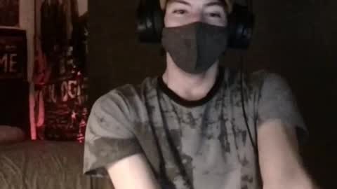 Snapshot of xxwhitefoxx chatting on 03-09-25, 11:25 David Fox online show from 03-09-25, 11:25