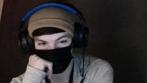 Snapshot of xxwhitefoxx chatting on 03-11-25, 05:38 David Fox online show from 03-11-25, 05:38