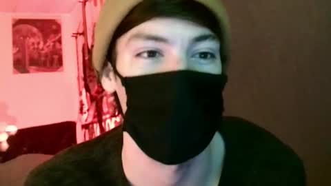 Snapshot of xxwhitefoxx chatting on 03-12-25, 05:13 David Fox online show from 03-12-25, 05:13