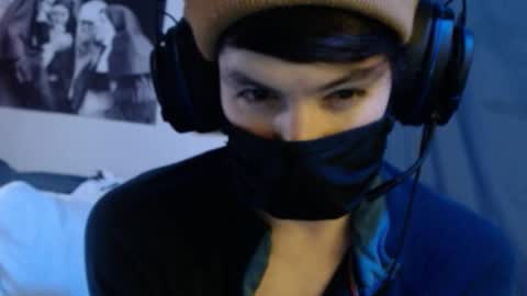 Snapshot of xxwhitefoxx chatting on 09-26-25, 07:45 David Fox online show from 09-26-25, 07:45