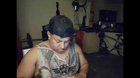 Snapshot of xxx13f2 chatting on 01-09-26, 03:20 xxx13f2 online show from 01-09-26, 03:20