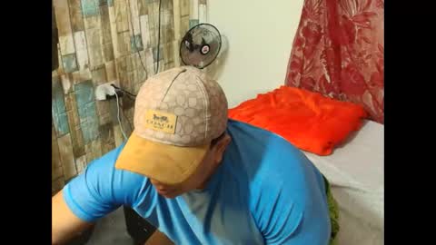 Snapshot of xxx13f2 chatting on 02-16-26, 10:22 xxx13f2 online show from 02-16-26, 10:22