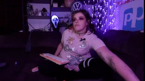 Snapshot of xxx_brattyslut_xxx chatting on 02-23-25, 08:39 CaliRaeMaxXx online show from 02-23-25, 08:39