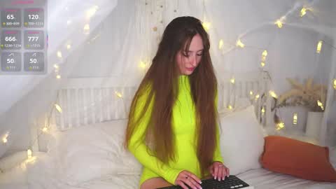 Snapshot of xxx_downtown_xxx chatting on 09-29-25, 09:41 Anna online show from 09-29-25, 09:41