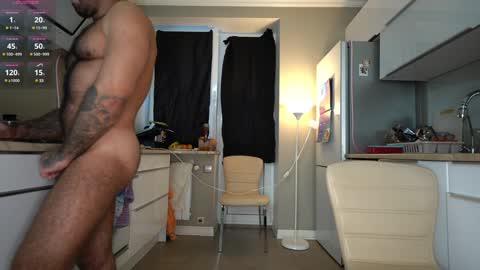     online show from 02-01-25, 12:37