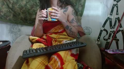 Snapshot of xxx_morena chatting on 12-17-24, 09:07 LILI online show from 12-17-24, 09:07