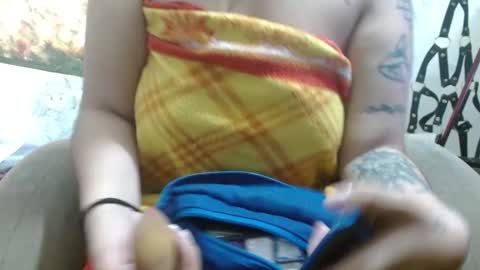 Snapshot of xxx_morena chatting on 12-22-24, 08:14 LILI online show from 12-22-24, 08:14