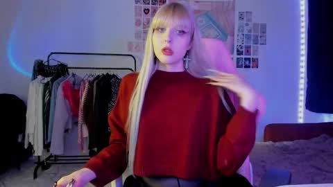 Pretty online show from 09-27-25, 09:53