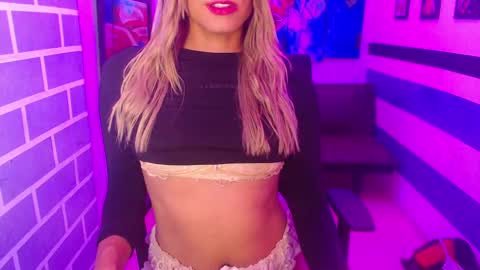 Chiara online show from 02-12-25, 05:15