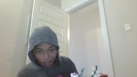 Snapshot of xxxdanidoomsdayxxx chatting on 11-23-25, 08:52 Danielle online show from 11-23-25, 08:52