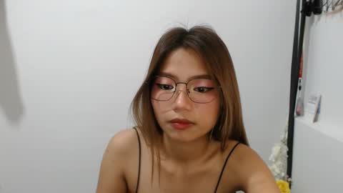 inday pinay online show from 02-11-25, 08:26