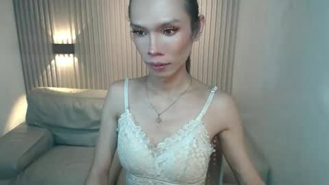 Snapshot of xxxfuckgirlyumsxxx chatting on 12-01-25, 01:49 Your Princess Yums online show from 12-01-25, 01:49