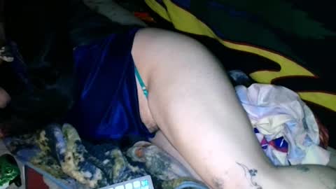 Snapshot of xxxgarterfreekxx chatting on 09-21-25, 11:34 Silky Lingerie grrl online show from 09-21-25, 11:34