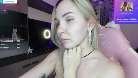 Snapshot of xxxhoneyxx chatting on 12-19-24, 02:23 Onlyfanz online show from 12-19-24, 02:23