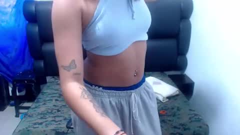 Snapshot of xxxreinasexyassxxx chatting on 02-12-25, 07:24 xxxreinasexyassxxx online show from 02-12-25, 07:24