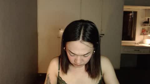 Snapshot of xxxsexydollxxx chatting on 11-23-25, 01:05 Melissa online show from 11-23-25, 01:05