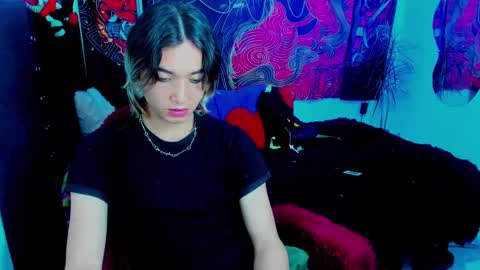 Snapshot of xzerox_ chatting on 10-11-25, 02:11 xzerox_ online show from 10-11-25, 02:11