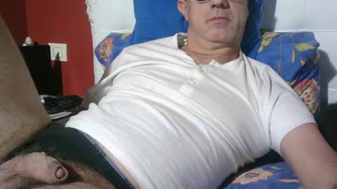 Snapshot of yahe2010 chatting on 12-04-24, 11:13 grillino online show from 12-04-24, 11:13