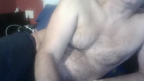 Snapshot of yahe2010 chatting on 01-12-25, 03:39 grillino online show from 01-12-25, 03:39