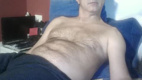 Snapshot of yahe2010 chatting on 01-16-25, 01:58 grillino online show from 01-16-25, 01:58