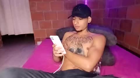 Yajz online show from 10-17-25, 07:11