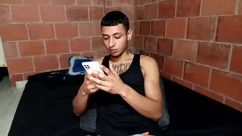 Yajz online show from 10-25-25, 04:31