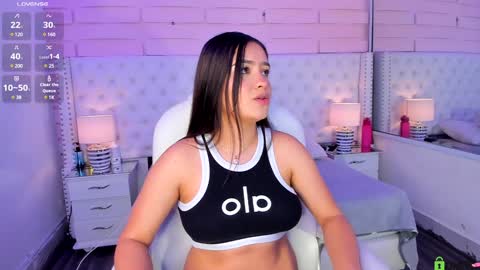 Snapshot of yaky_ chatting on 01-16-25, 02:30 Yakeline online show from 01-16-25, 02:30