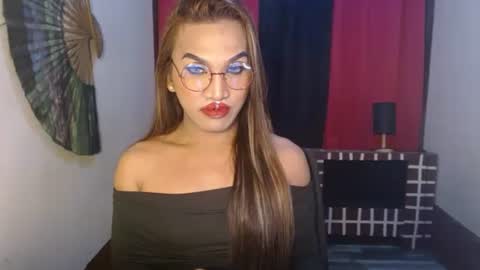 lorien gosper online show from 12-17-24, 11:49