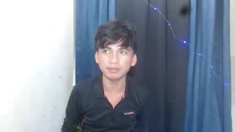 yami_sukehiroxxx online show from 11-12-25, 07:57