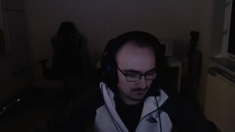 YamilLamal online show from 11-02-25, 08:11