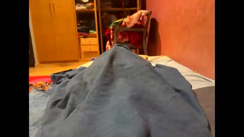 yamines online show from 10-01-25, 01:55