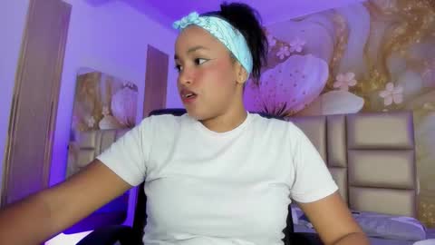 Naomi online show from 12-04-25, 07:44