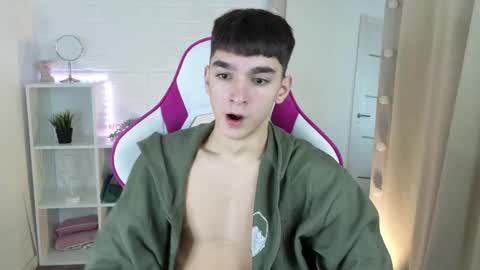 Snapshot of yamitwink chatting on 11-20-25, 05:29 yamitwink online show from 11-20-25, 05:29