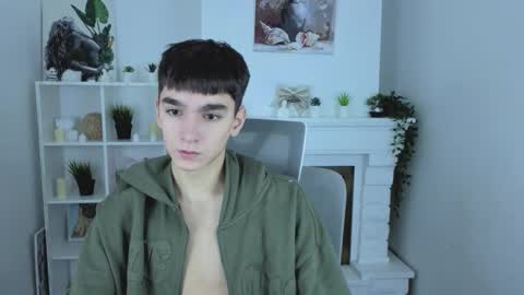 Snapshot of yamitwink chatting on 12-03-25, 08:29 yamitwink online show from 12-03-25, 08:29