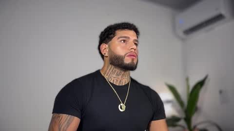 Snapshot of yamp_bigcock chatting on 11-15-25, 01:58 yamp sambrano online show from 11-15-25, 01:58