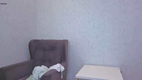 Snapshot of yana_squrel_22 chatting on 09-23-25, 12:35 Yana online show from 09-23-25, 12:35