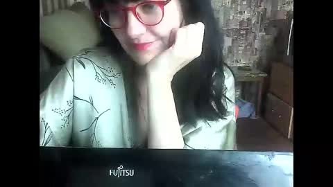 Snapshot of yanafiesta chatting on 10-20-25, 09:54 yanafiesta online show from 10-20-25, 09:54