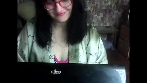 Snapshot of yanafiesta chatting on 10-21-25, 08:48 yanafiesta online show from 10-21-25, 08:48