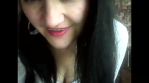 Snapshot of yanafiesta chatting on 10-24-25, 09:28 yanafiesta online show from 10-24-25, 09:28