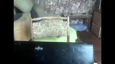 Snapshot of yanafiesta chatting on 10-25-25, 10:56 yanafiesta online show from 10-25-25, 10:56