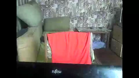 Snapshot of yanafiesta chatting on 11-12-25, 10:37 yanafiesta online show from 11-12-25, 10:37